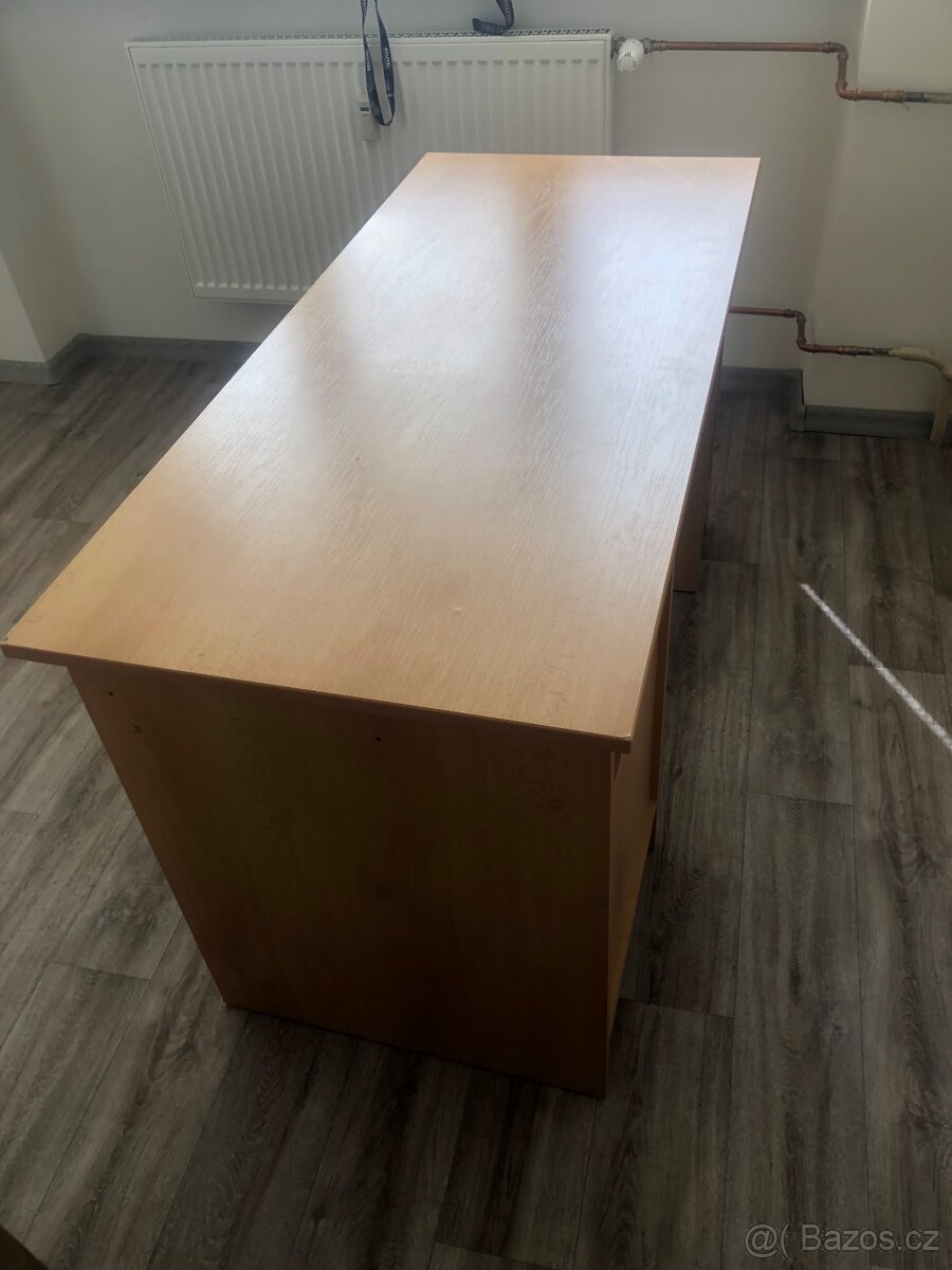 Menší psací stůl - 2