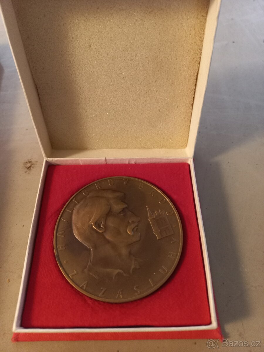 Medaile - 2