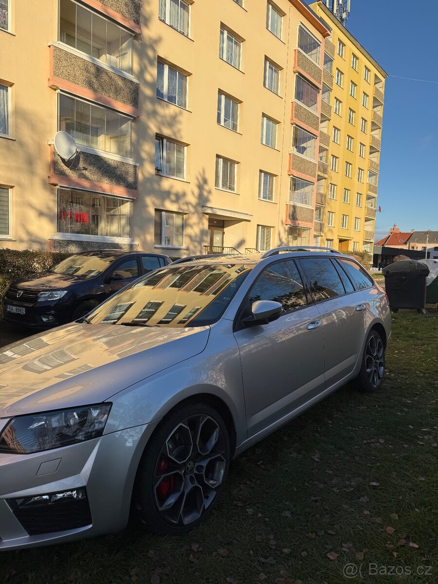 Skoda octavia 3 RS - 2