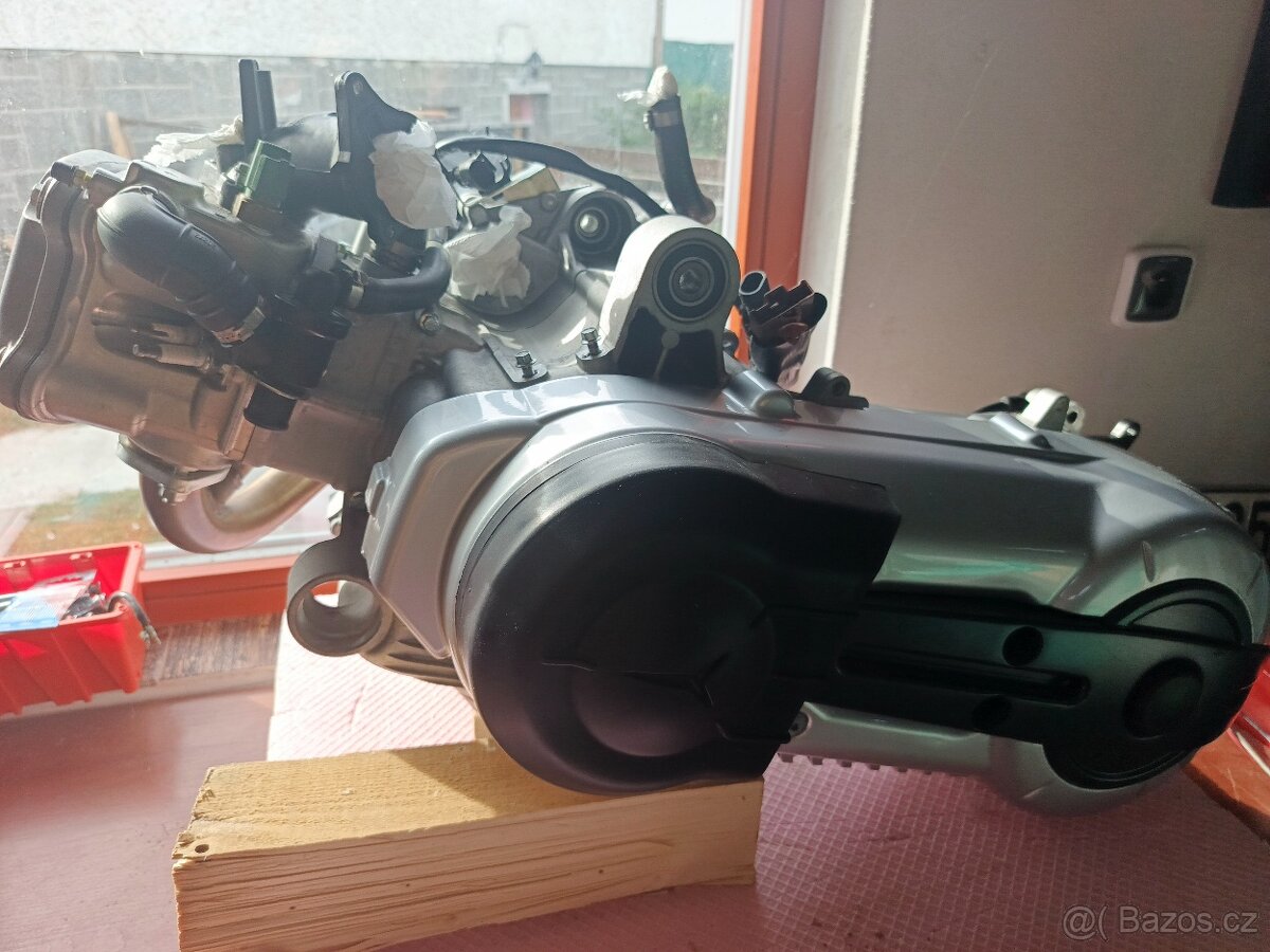 Piaggio 500 motor - novy - 2