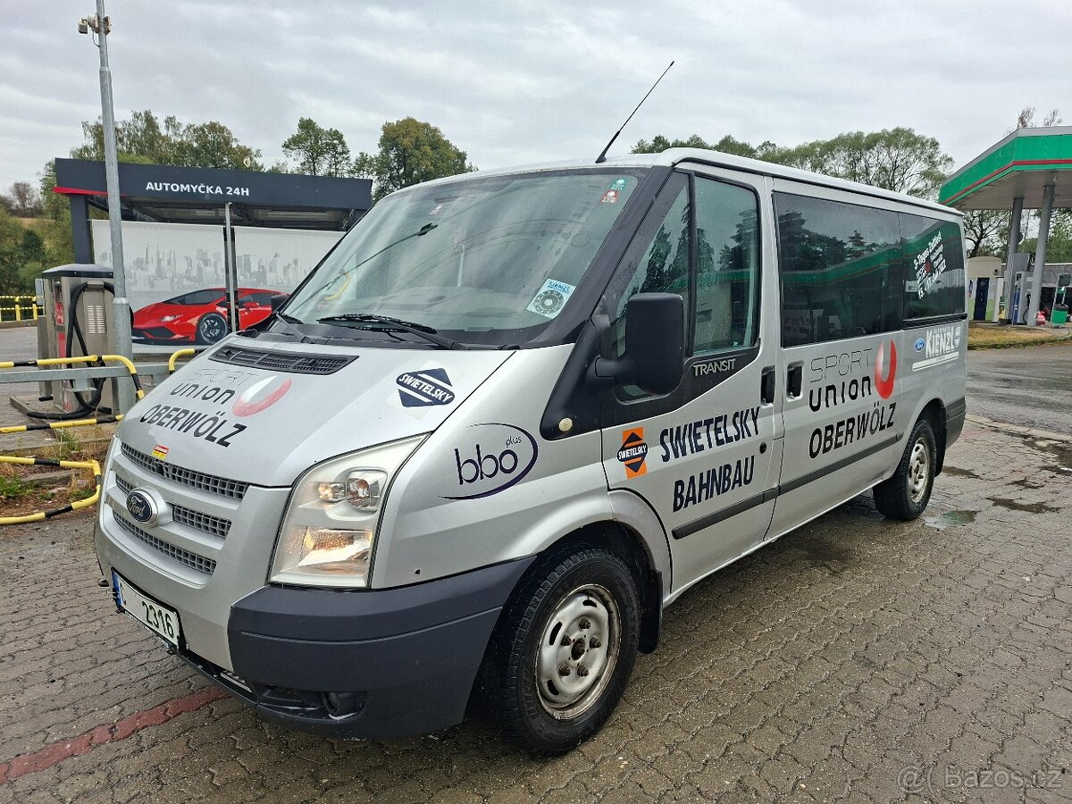 Ford Transit 2,2tdci Long 9 míst - 2