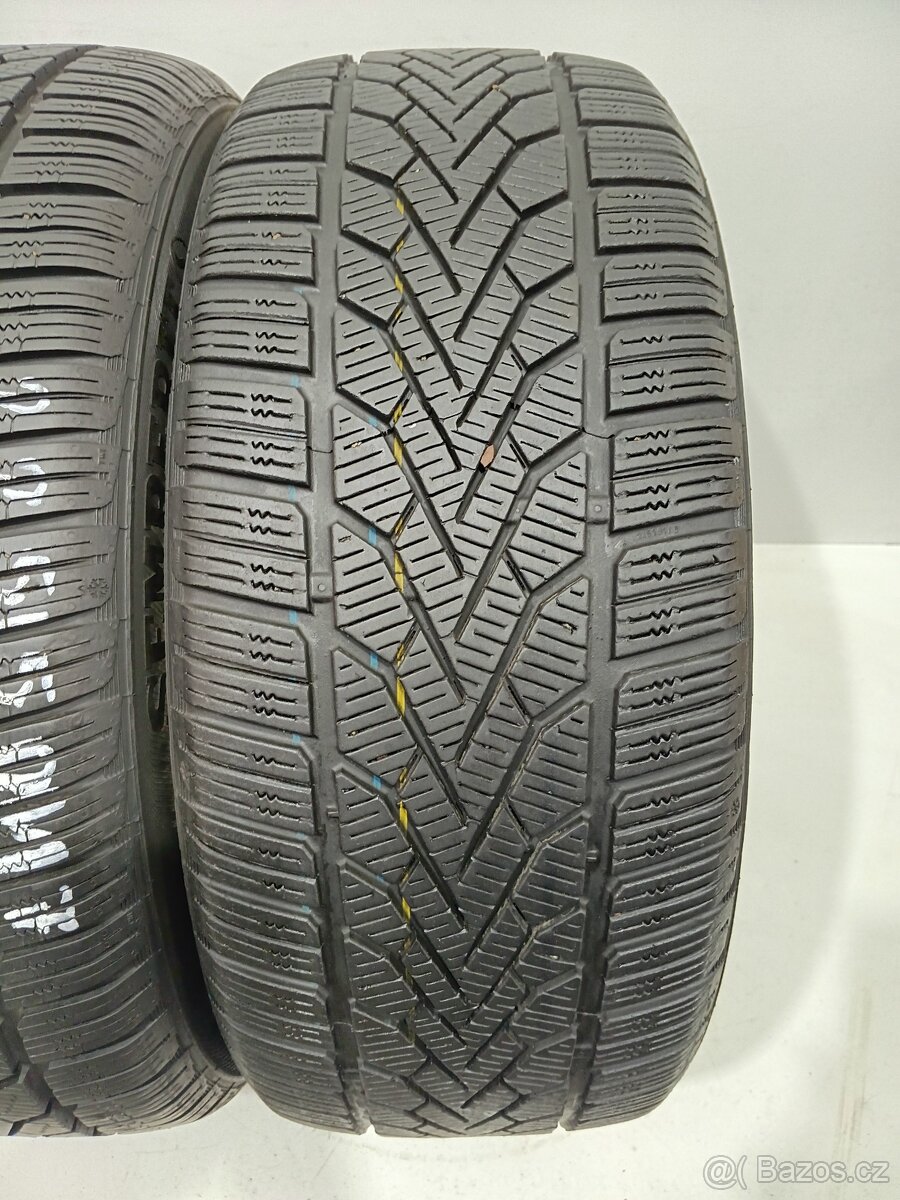 Zimní pneu 225/50/17 Semperit - 2