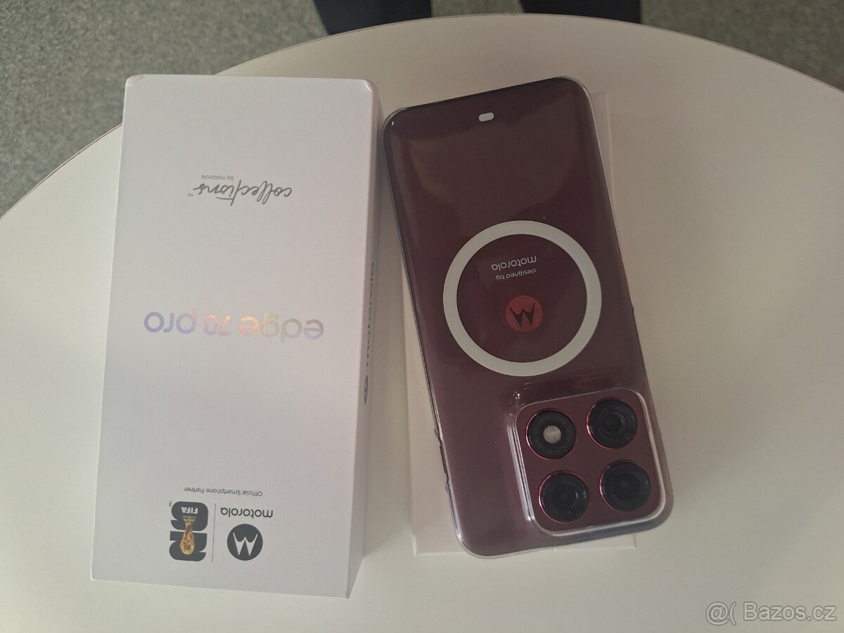Motorola Edge 70 Pro - 2