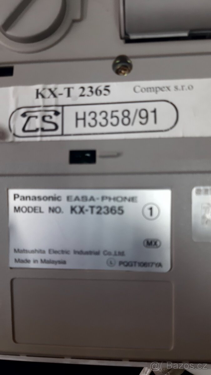 Klasický stolní telefon - 2