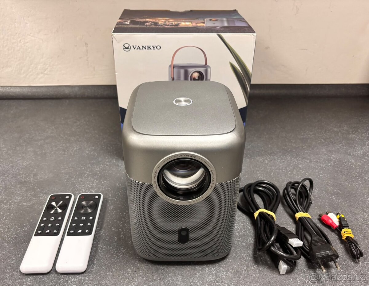 Projektor VANKYO Performance H300A + příslušenství - 2