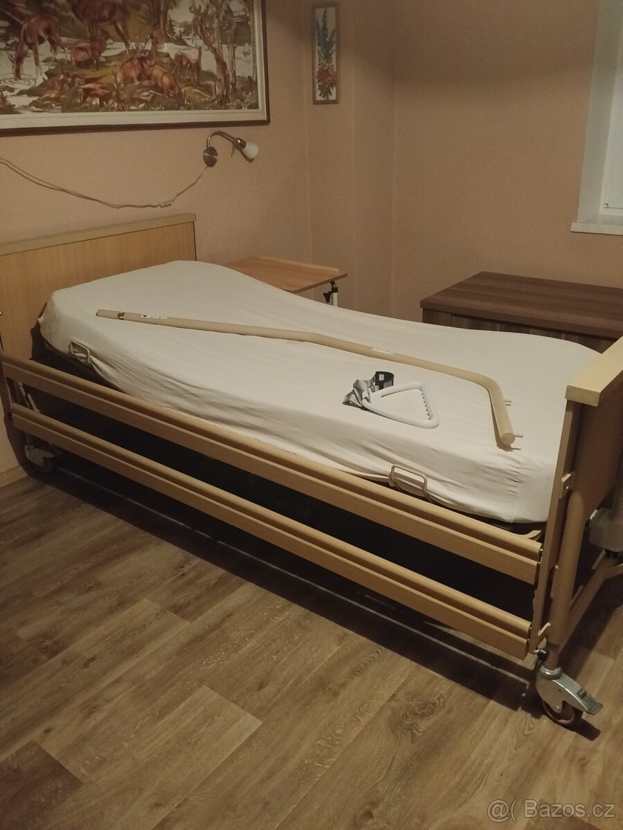 Zdravotní postel - 2