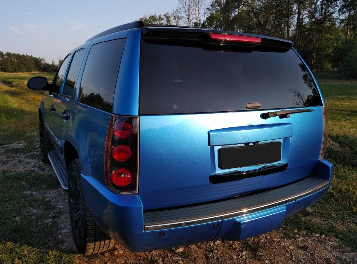 GMC Yukon Hybrid Denali 4x4