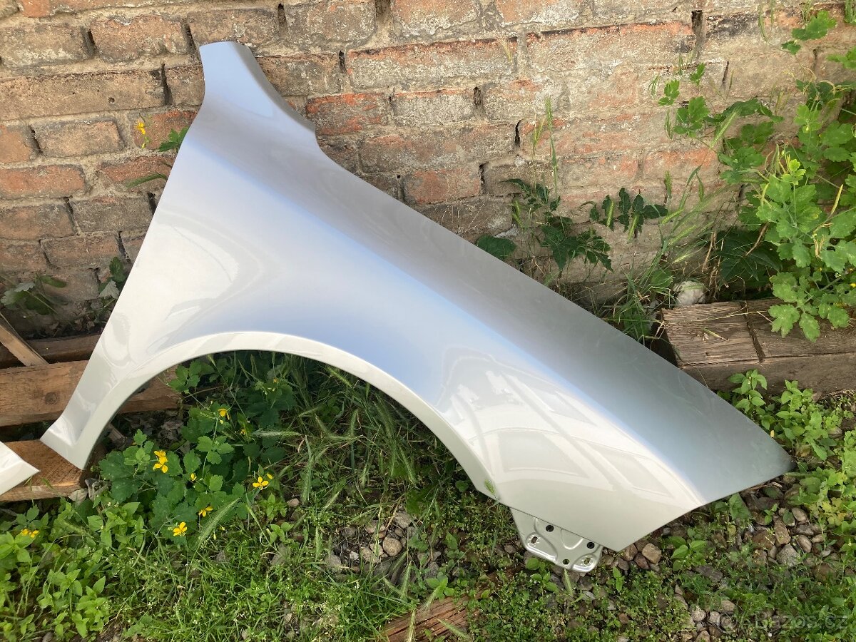 levý pravý přední blatník 9102,Škoda Octavia 2,II - 2