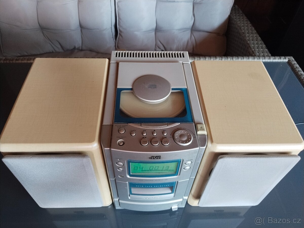 JVC UX-T 550 míní věž - 2