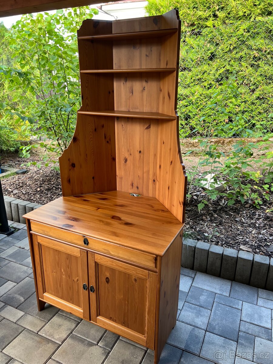 Rohová knihovna se skříňkou Ikea Leksvik - 2