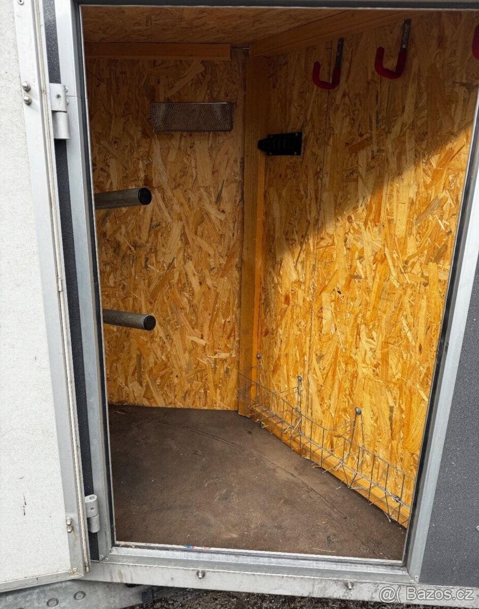 Prodám přepravník na 2 koně Humbaur Rapid - 2