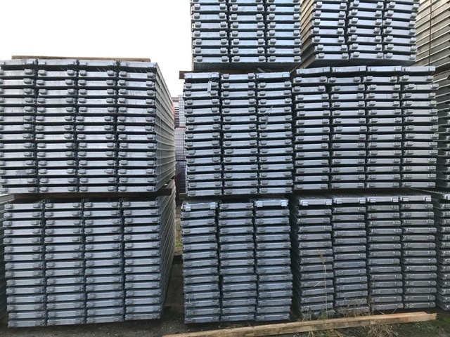 Modulové lešení typ Altrad Baumann 200 m2 - 2