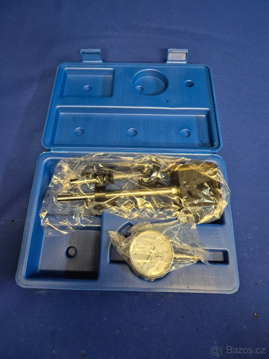 Úchylkoměr s magnetickým prizmatem - 2