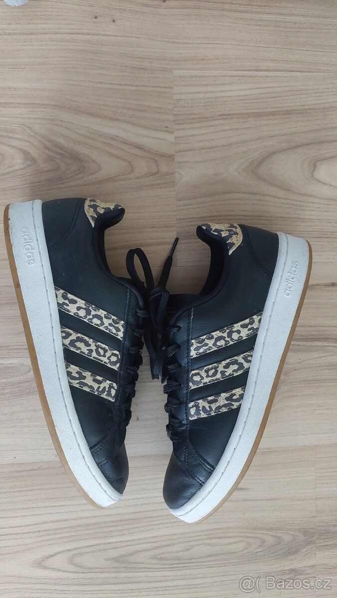 DÁMSKÉ SPORTOVNÍ BOTY - 2