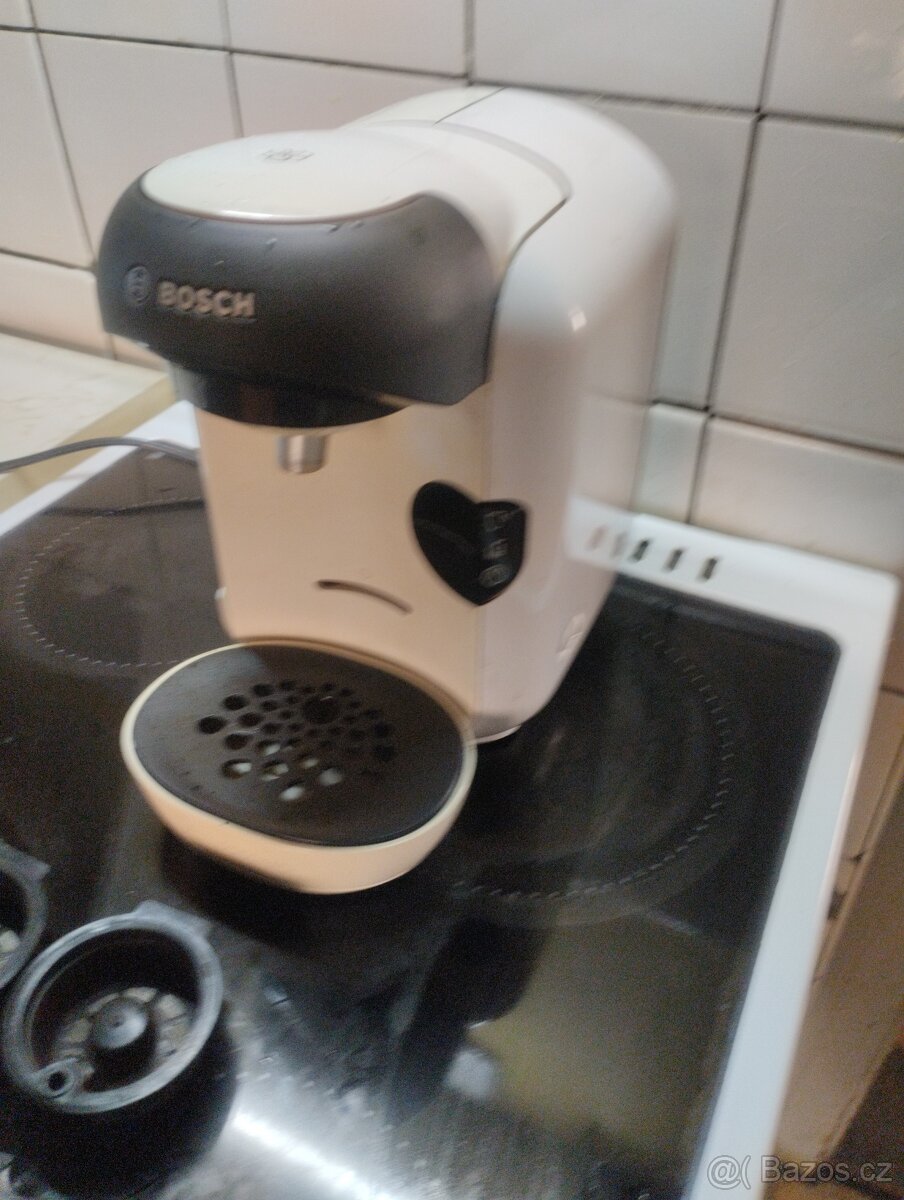 Kávovar kapslový bosch tassimo + plnitelné kapsle - 2