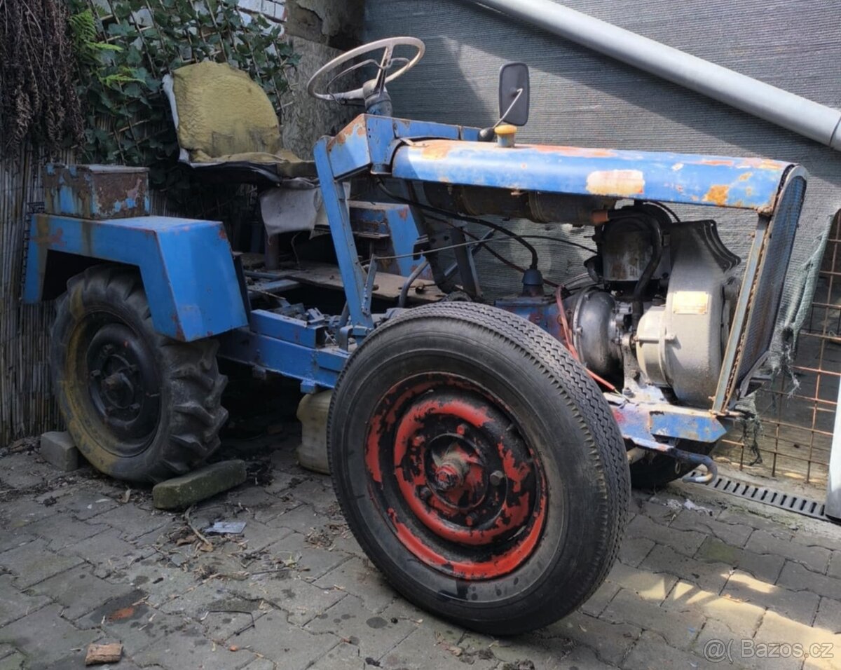 Malotraktor domácí výroby - 2