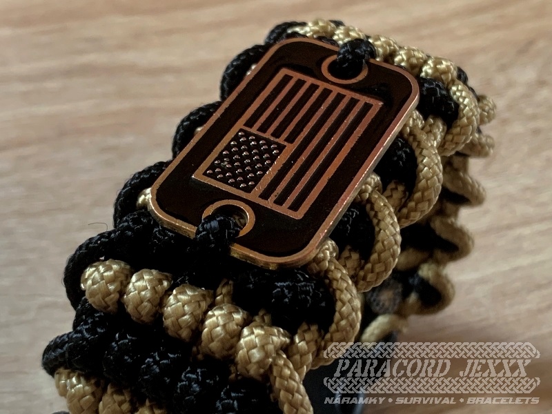 Paracord náramek (19 cm) black - bronze - 2