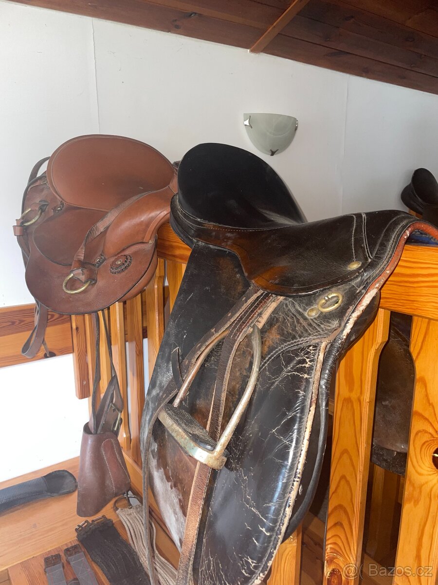 Westernová sedla - 2