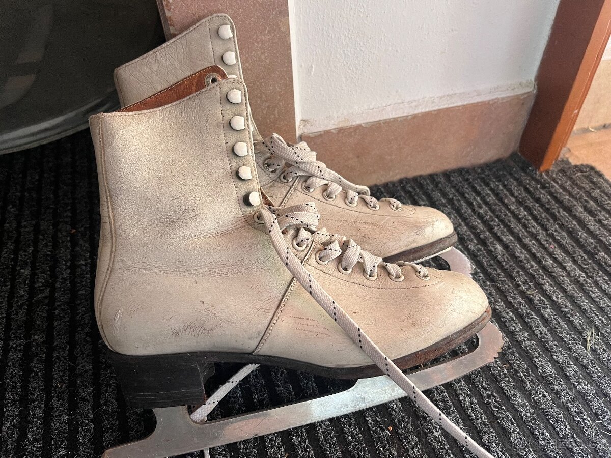 Dámské brusle vel. 25,5 - 2