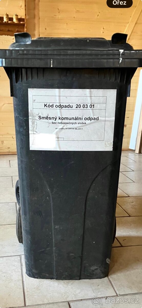 Plastová popelnice - 2