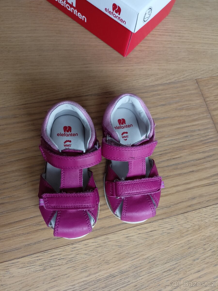 Růžové sandály vel. 22 - 2