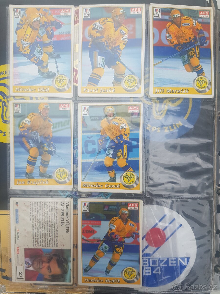 Hokejové karty a album - 2