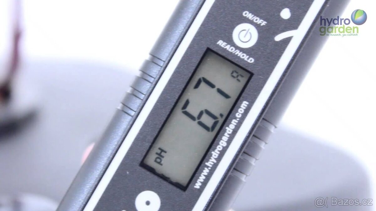 PH meter ESSENTIALS - 2