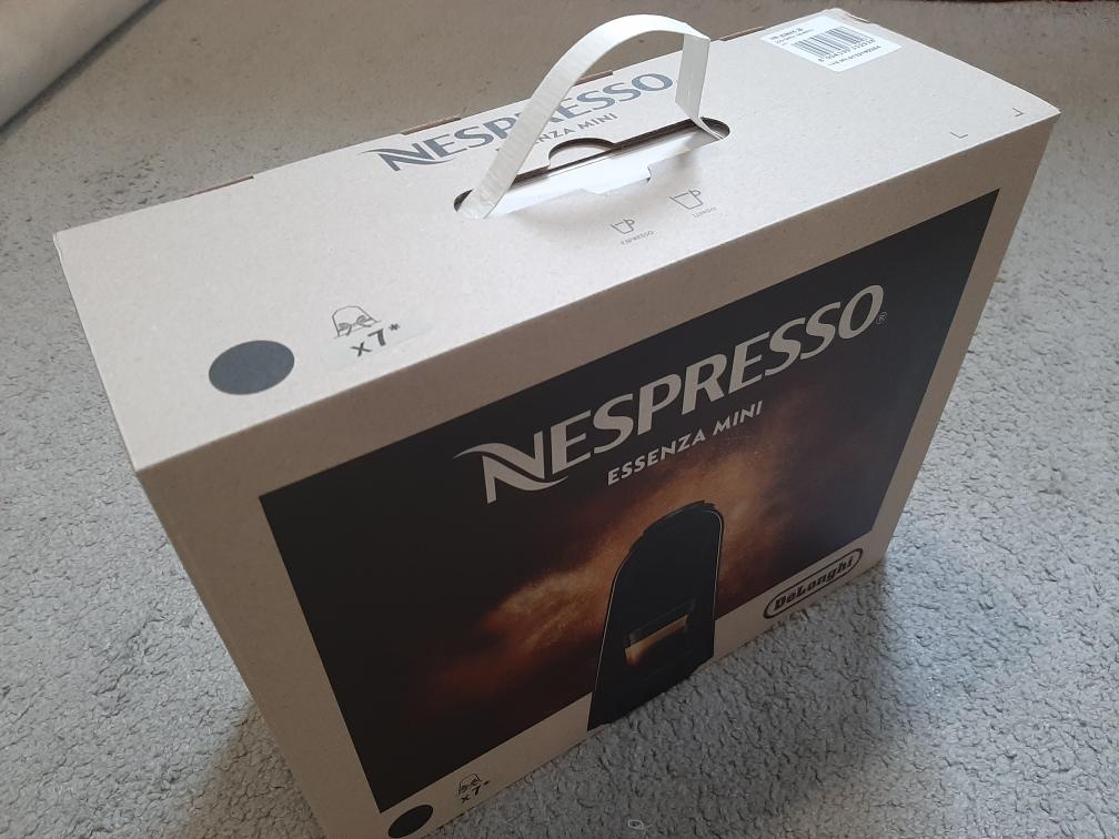 Kávovar Nespresso Essence mini, černý, nový +7 kapslí zdarma - 2