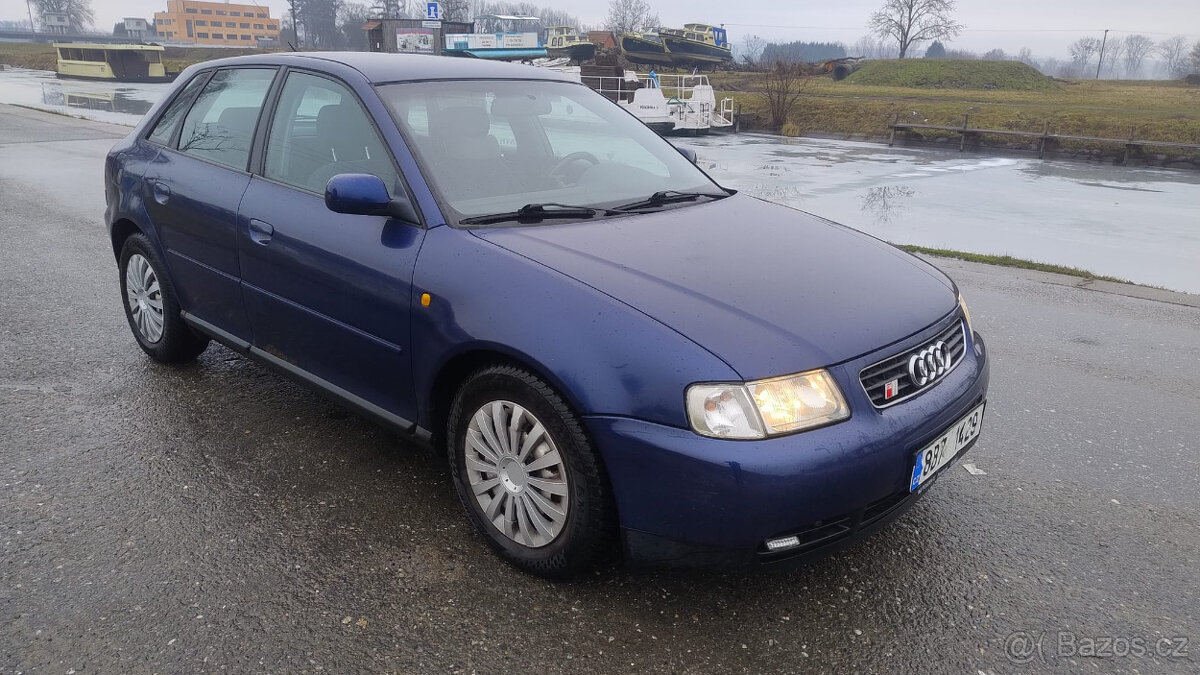 AUDI A3 hatchback, 1,9 TDI 66kW, rok 2000 - 2