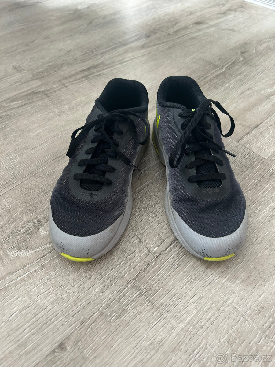 Boty Nike Air Max Invigor vel. 35 - 2