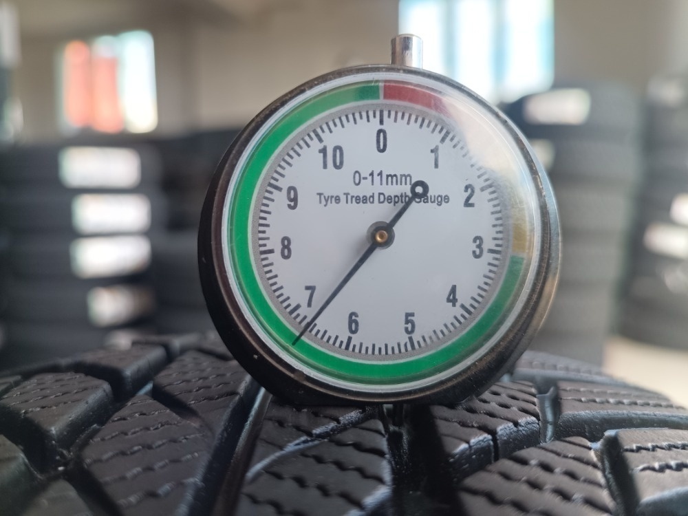 205/60 R16 BRIDGESTONE (1921) - 2