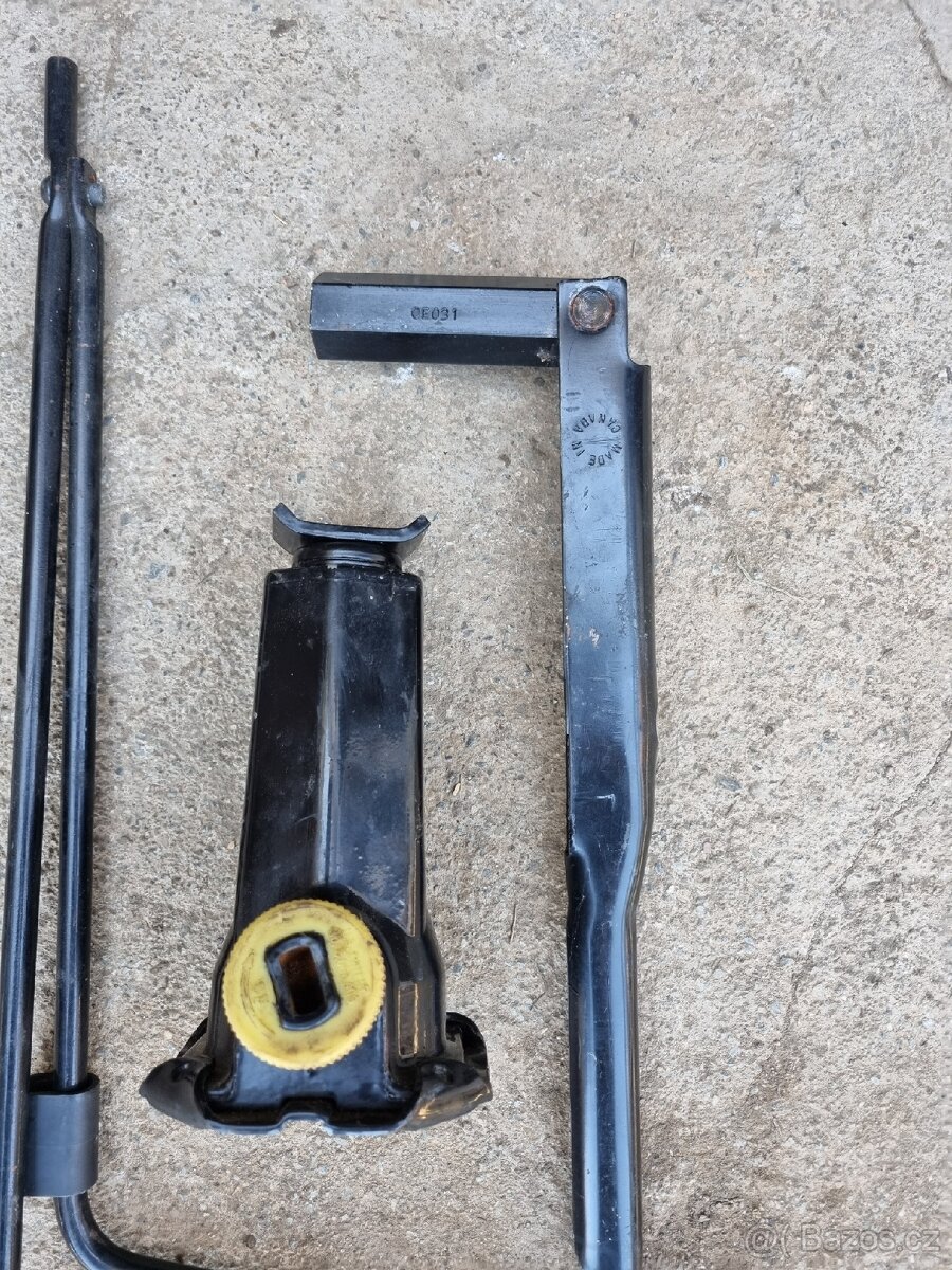 Prodám originál hever jeep - 2