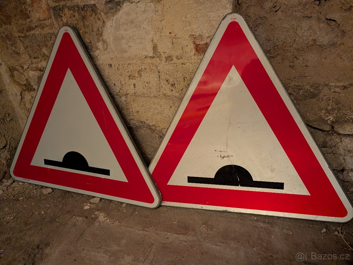 Dopravní značka - 2