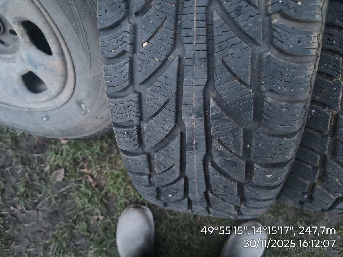 16´´ disk 6x139,7 plech s pneu na dojetí - 2