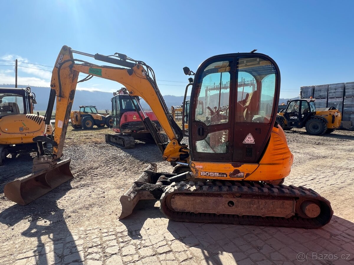 JCB 8055 - 2