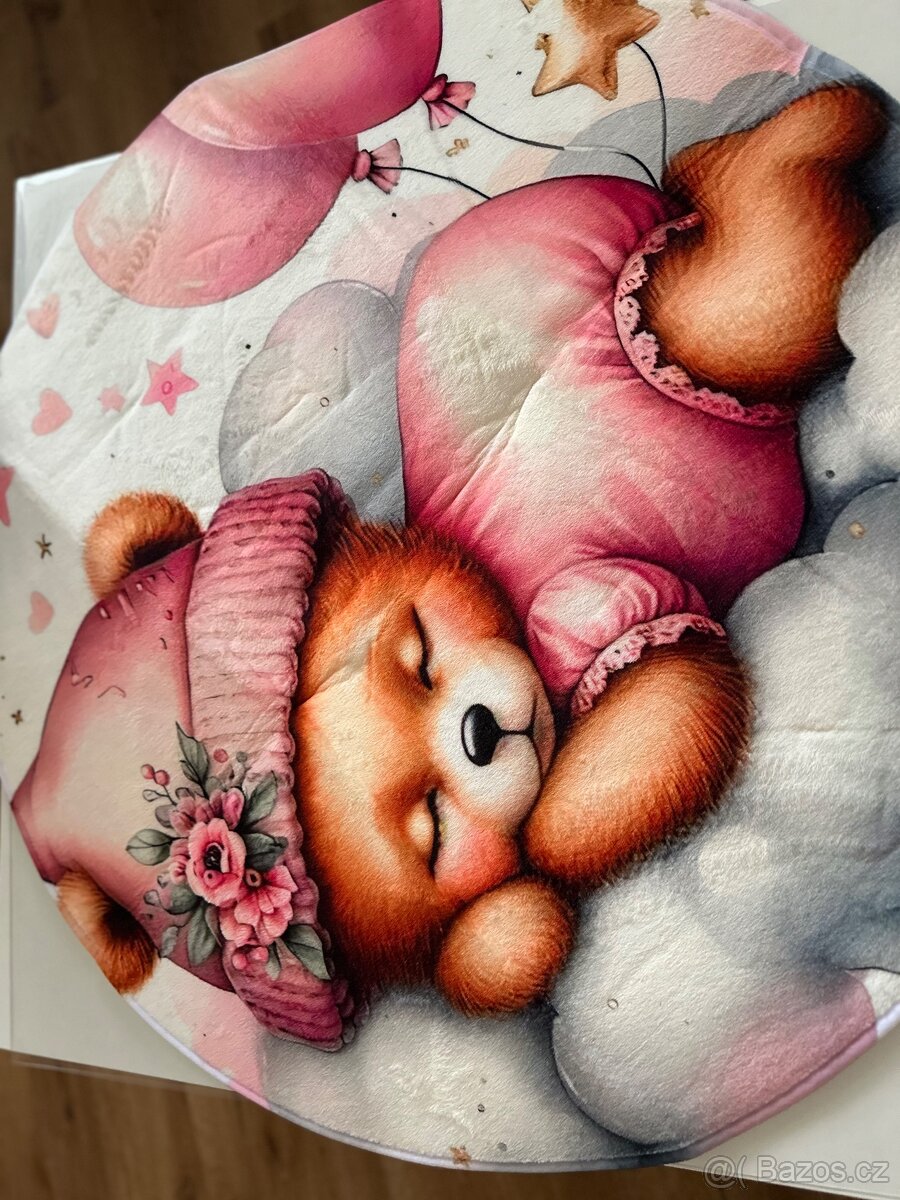 Kobereček a samolepky na zeď - 2