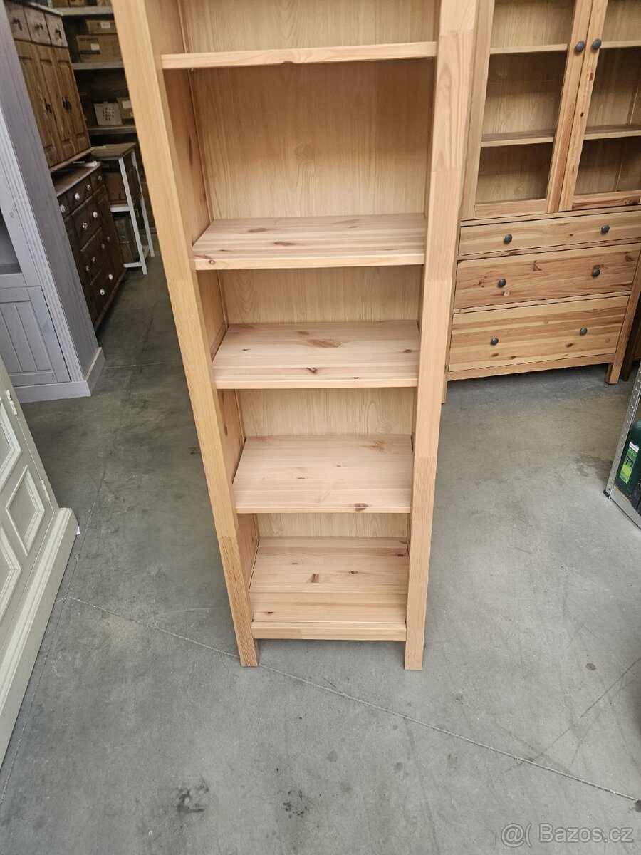 KNIHOVNA IKEA HEMNES - 2