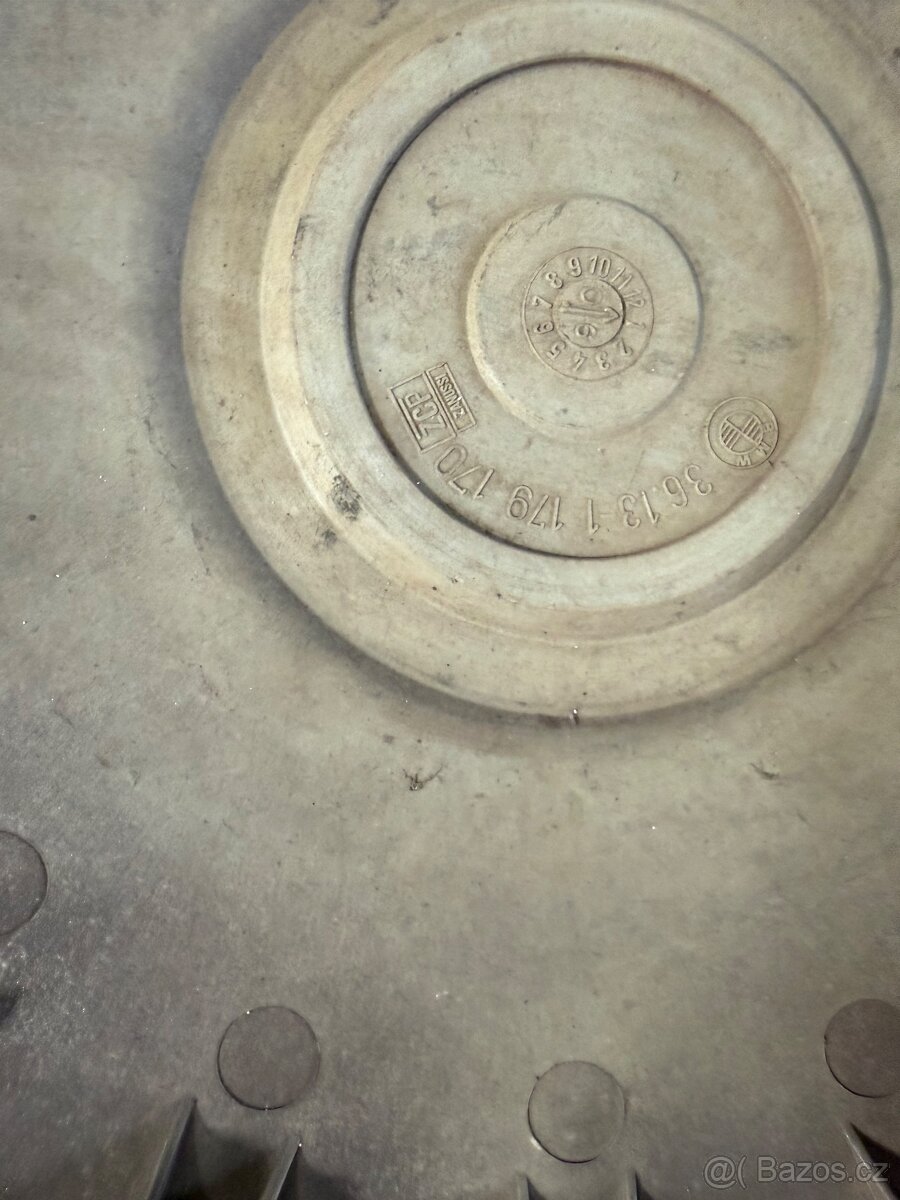 Originální poklice BMW E30 - 14" - 2