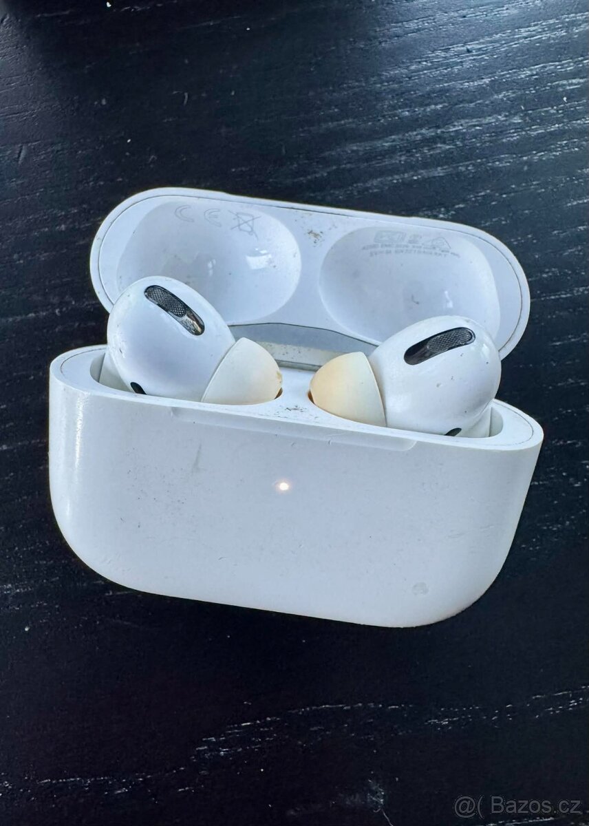 Sluchátka Apple Airpods Pro 1 - 2