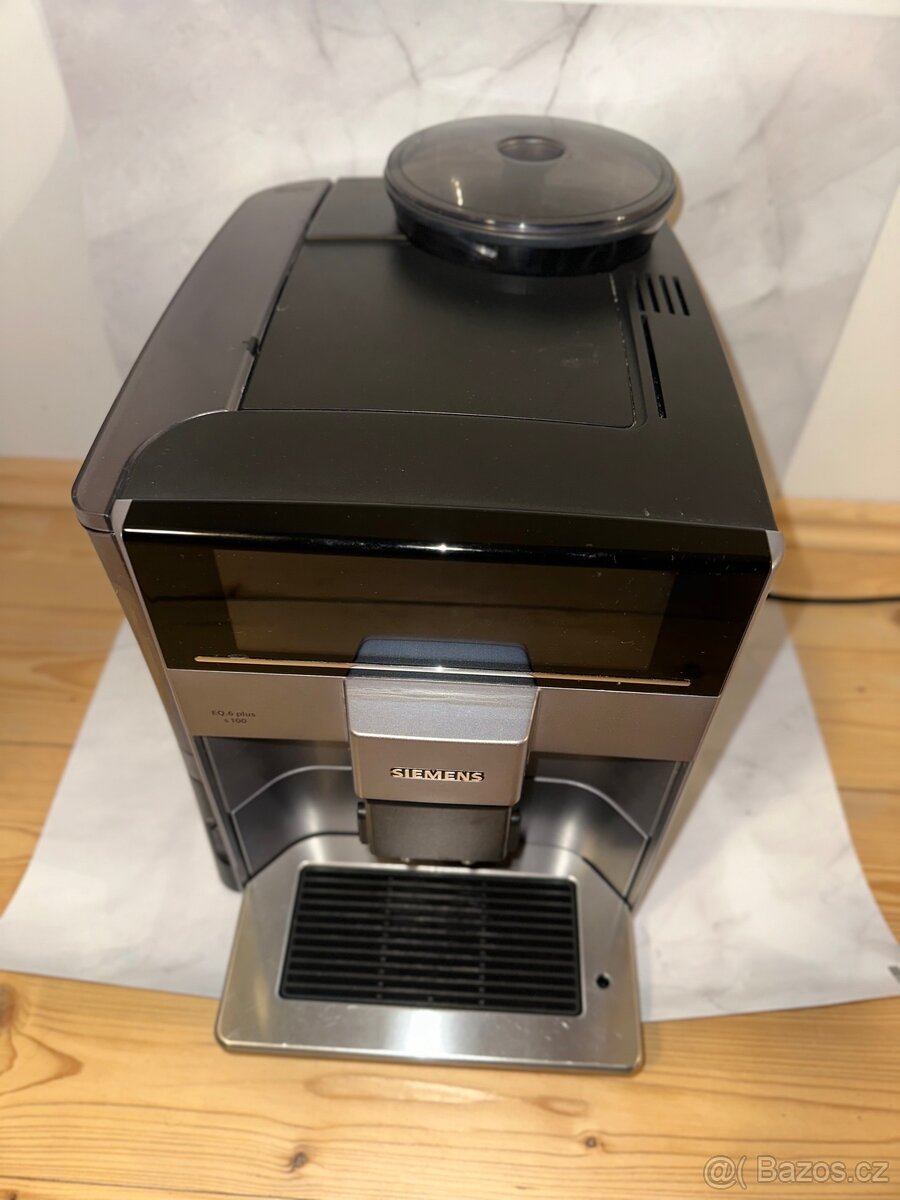 Kávovar Siemens EQ.6 plus s100 - 2