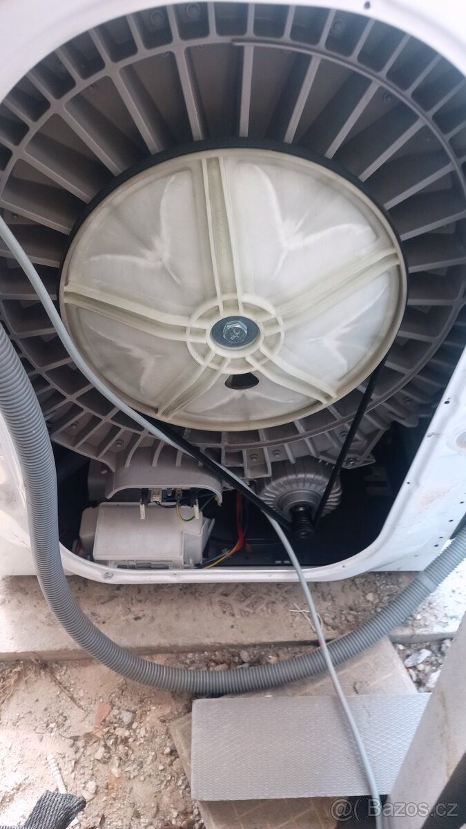 Pračka AEG LAVAMAT L7FBE68SC - 2