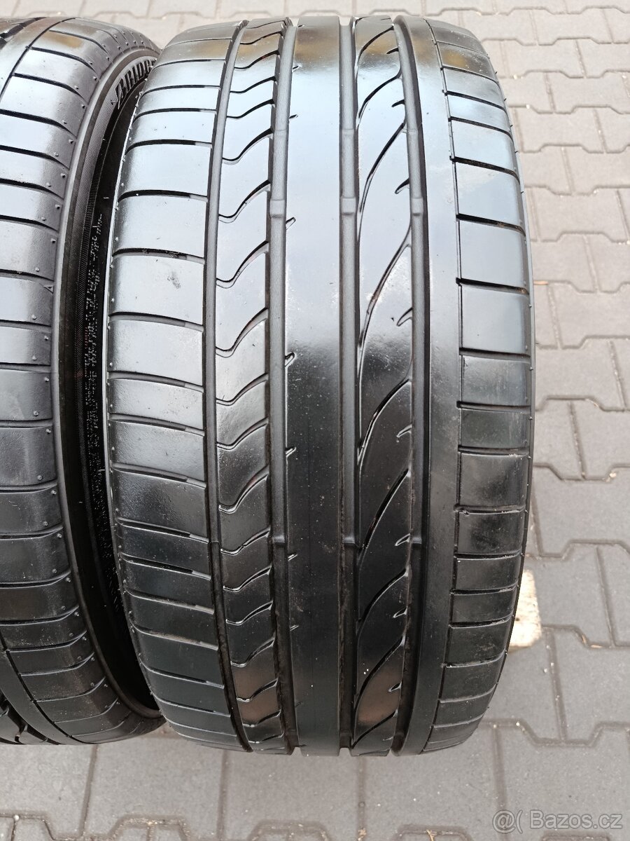 Letní pneu Bridgestone 235/40/19 - 2