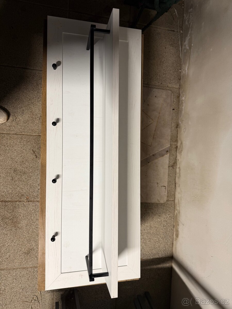 Nástěnný věšák - 2