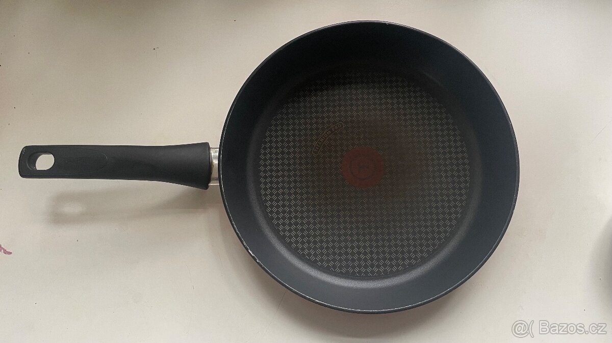 Pánev Tefal 28 cm - 2