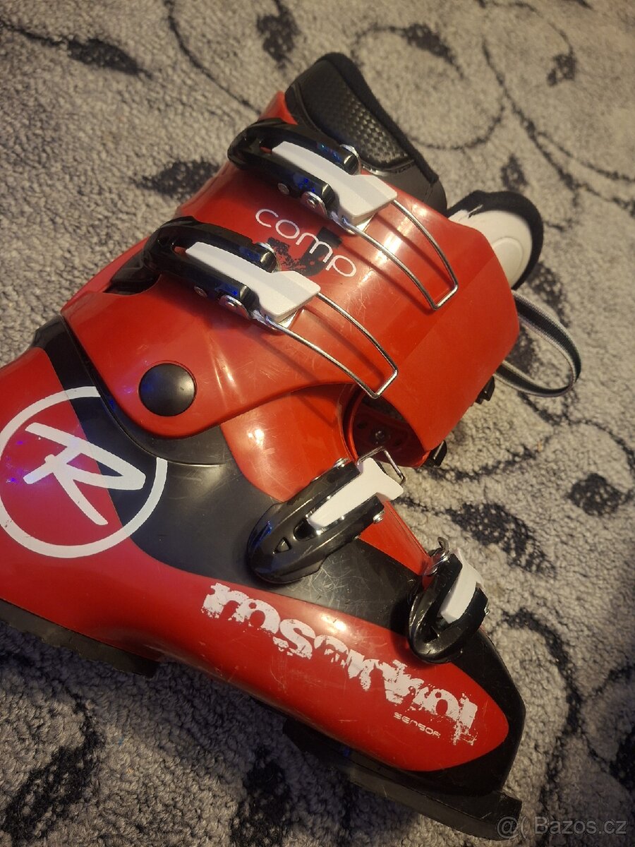 Lyžáky 37 málo ježděné jako nové - 2