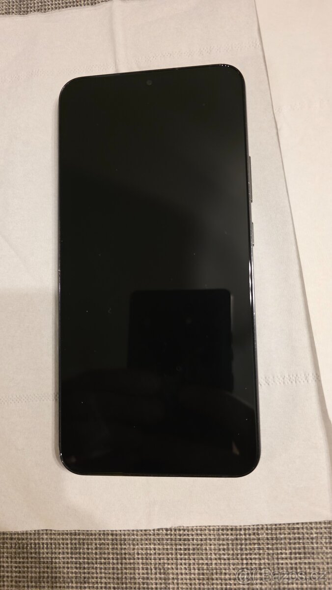 Samsung Galaxy S22 plus - 2