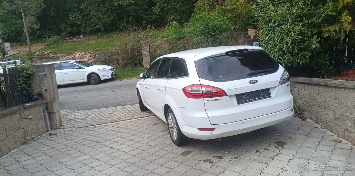 Prodám 2 Fordy, výměna možná. - 2