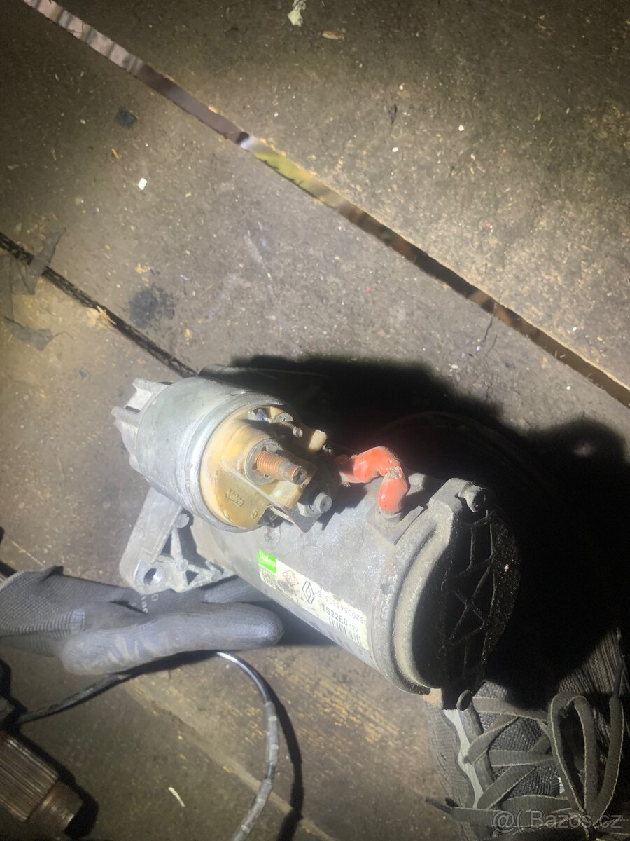 Starter Renault Laguna - 2