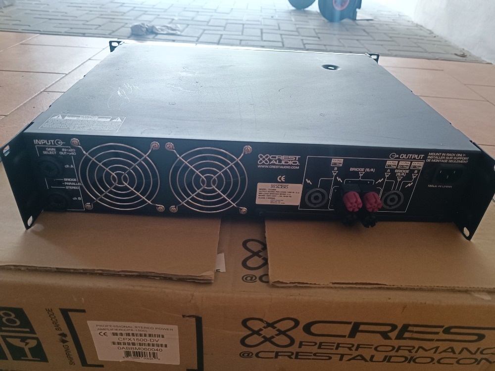 ZESILOVAČ CREST AUDIO CC 2800 - 2