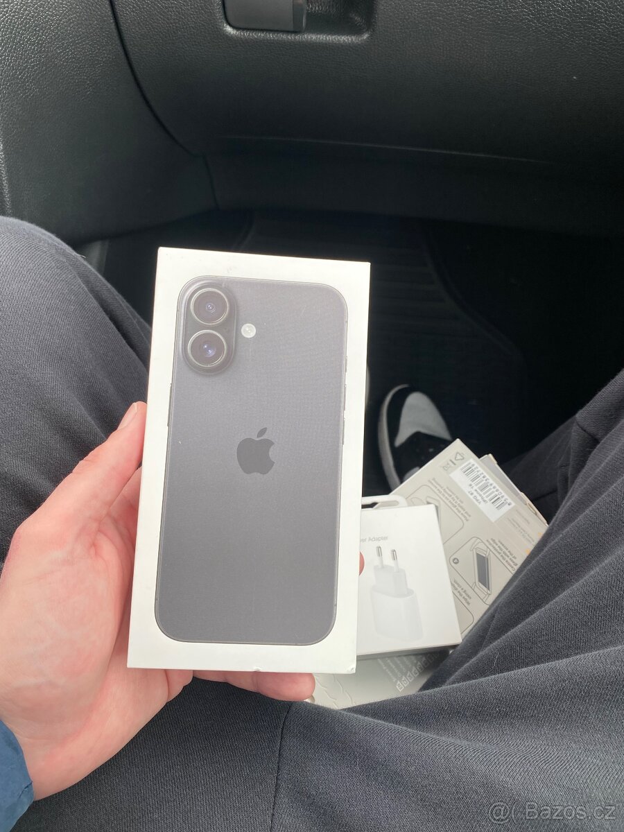 IPhone 16, jen rozbalený. SMS - 2